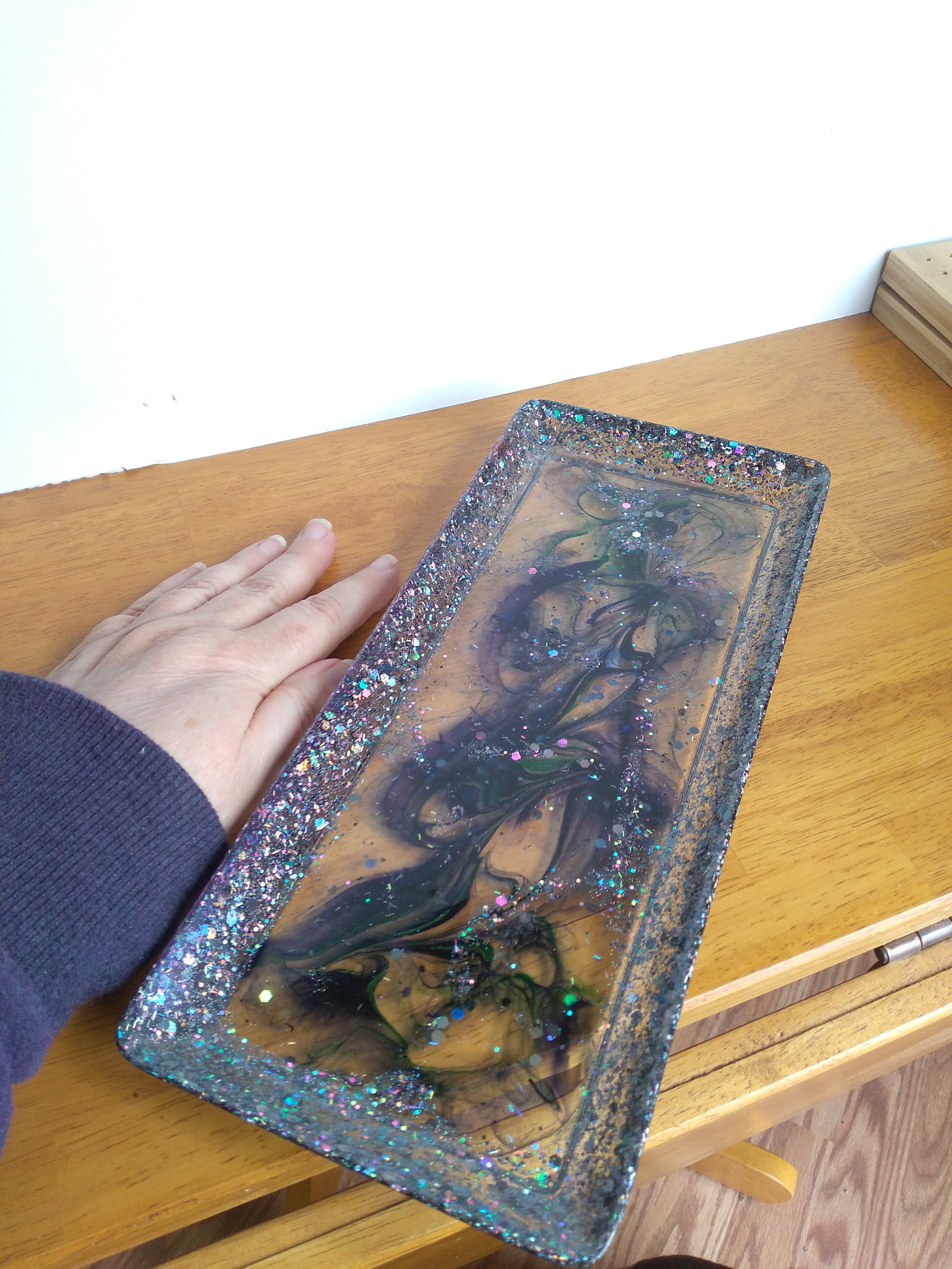 Decorative glitter and purple/green tray