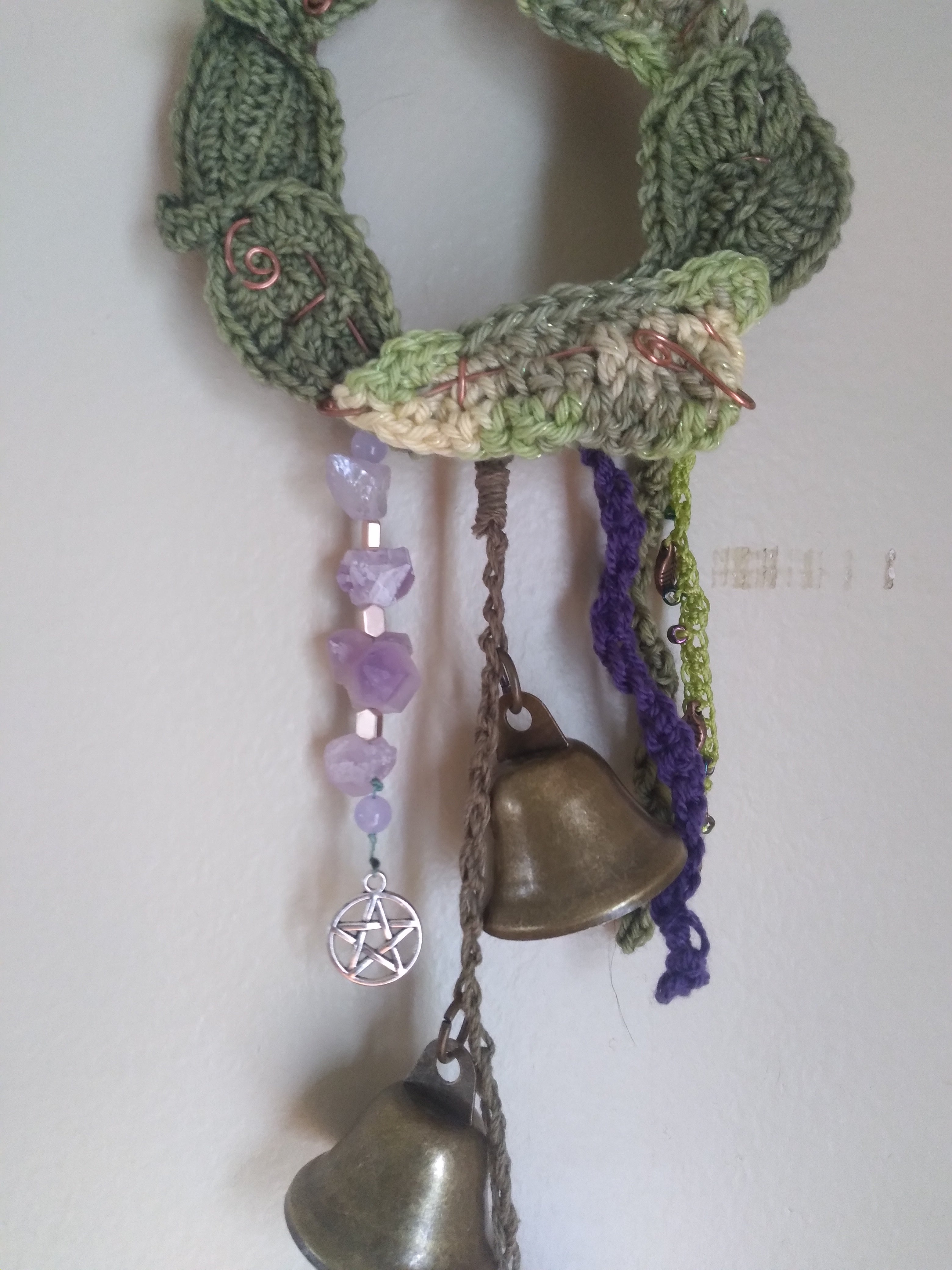 Green leaf decorative witch bells