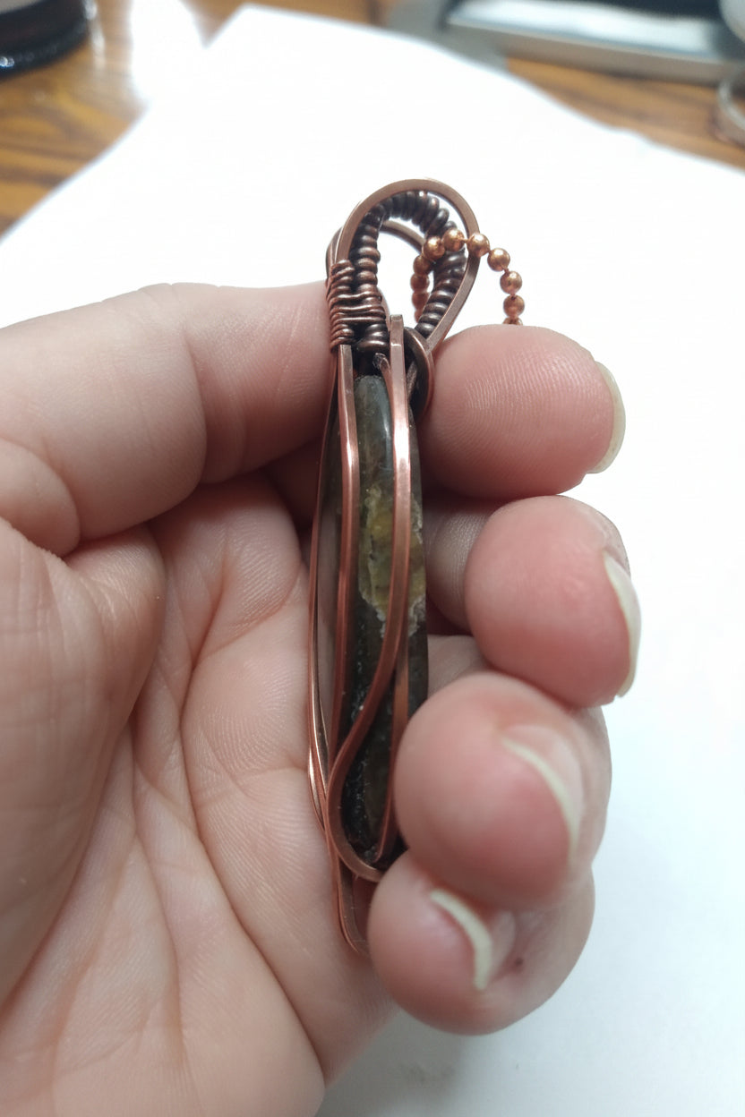 Large Labradorite copper pendant necklace
