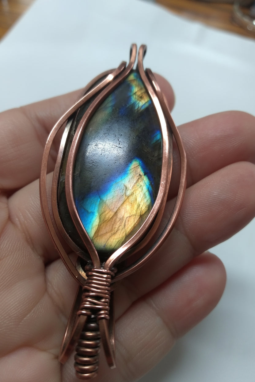 Large Labradorite copper pendant necklace