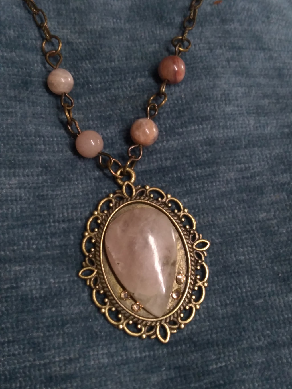 Morganite and sunstone pendant necklace