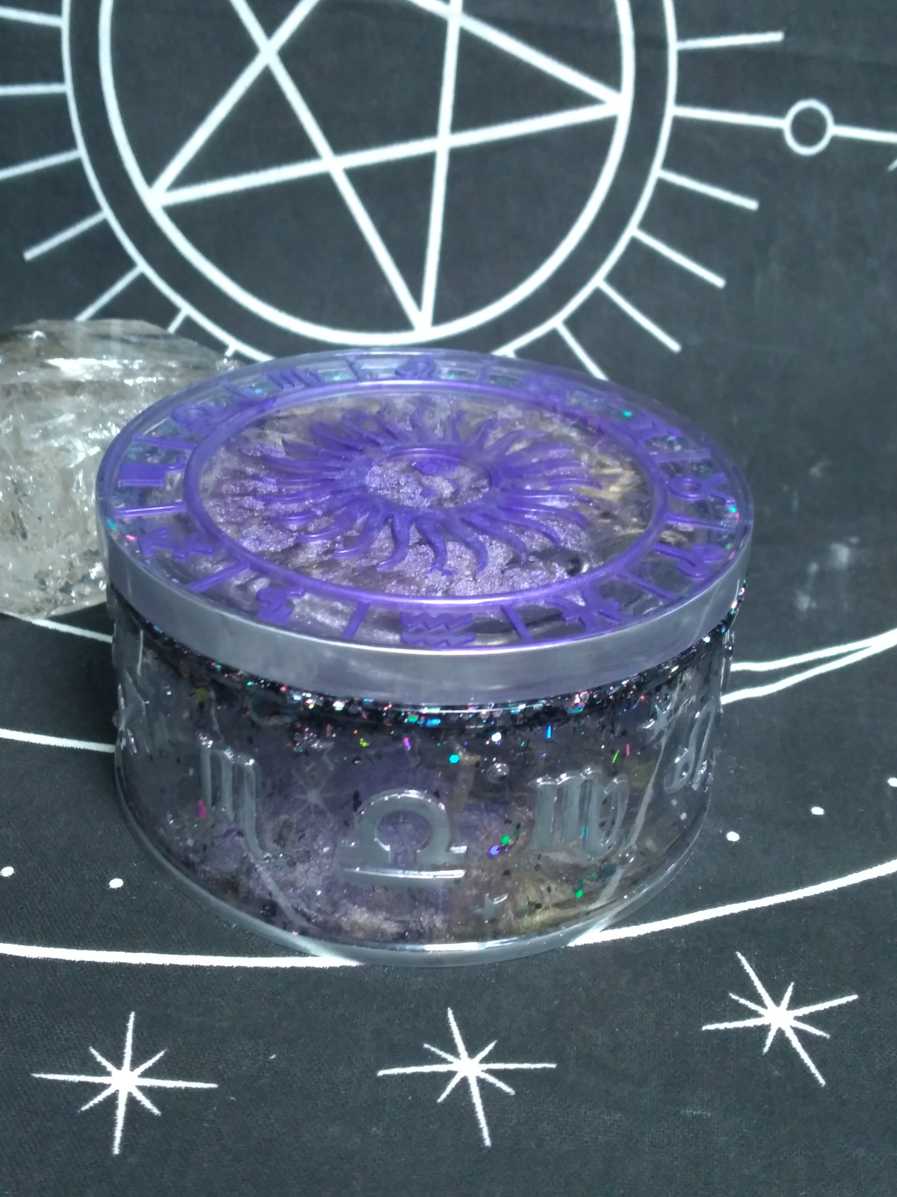 Zodiac round storage box purple