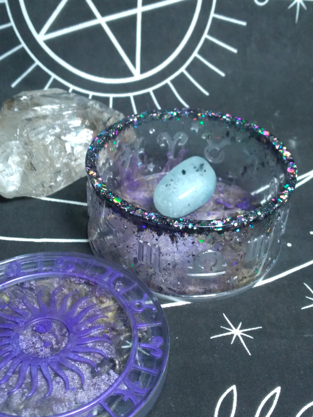 Zodiac round storage box purple