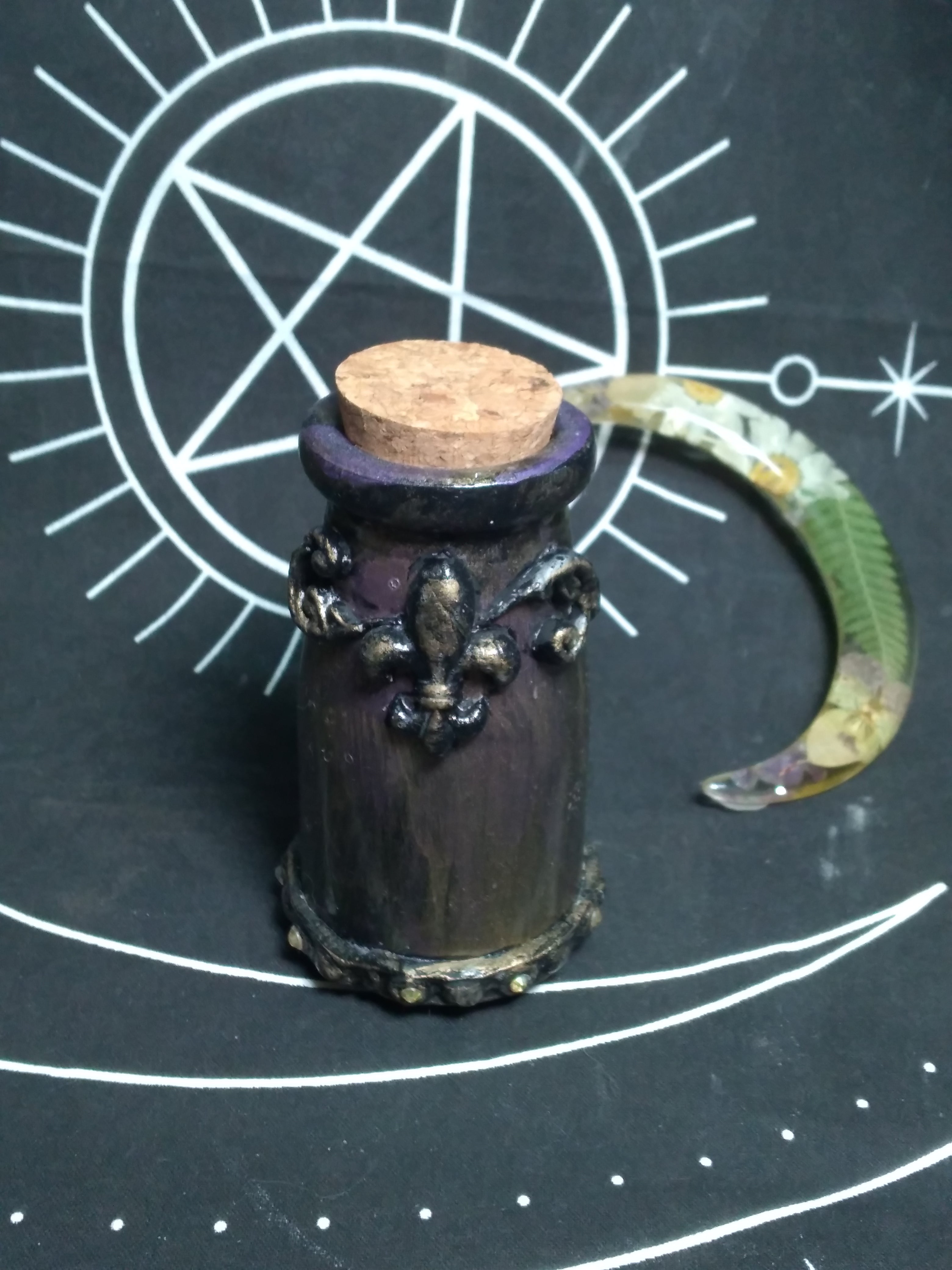 Filigree jar apothecary style