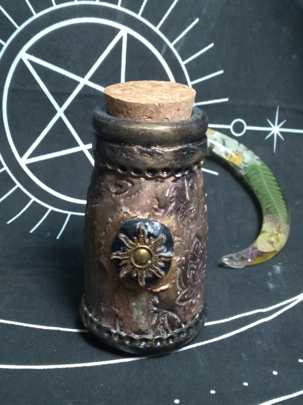 Sun star glass storage jar