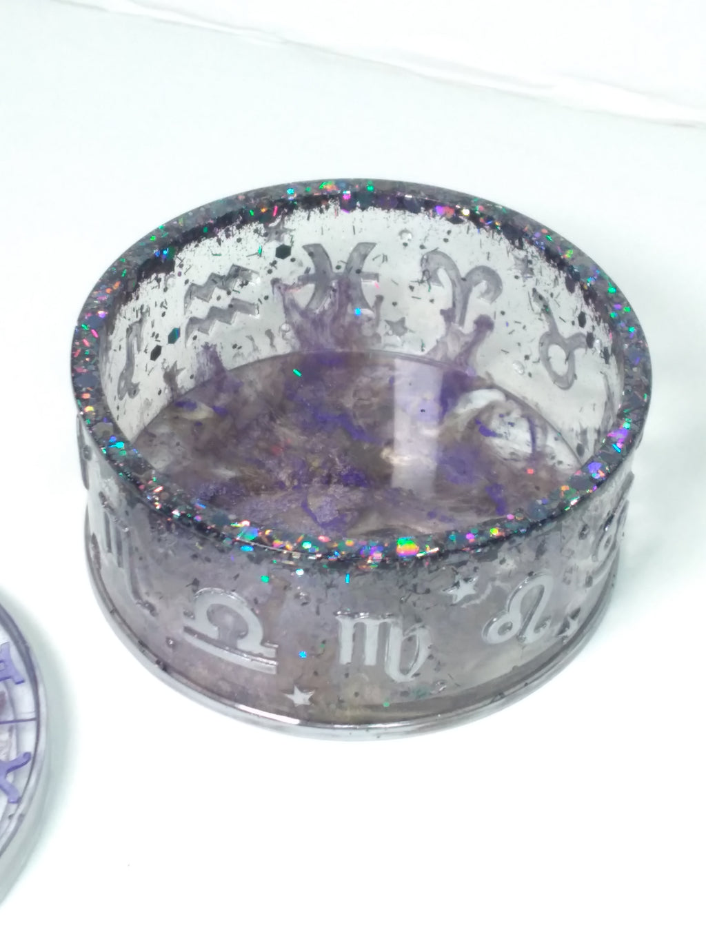 Zodiac round storage box purple