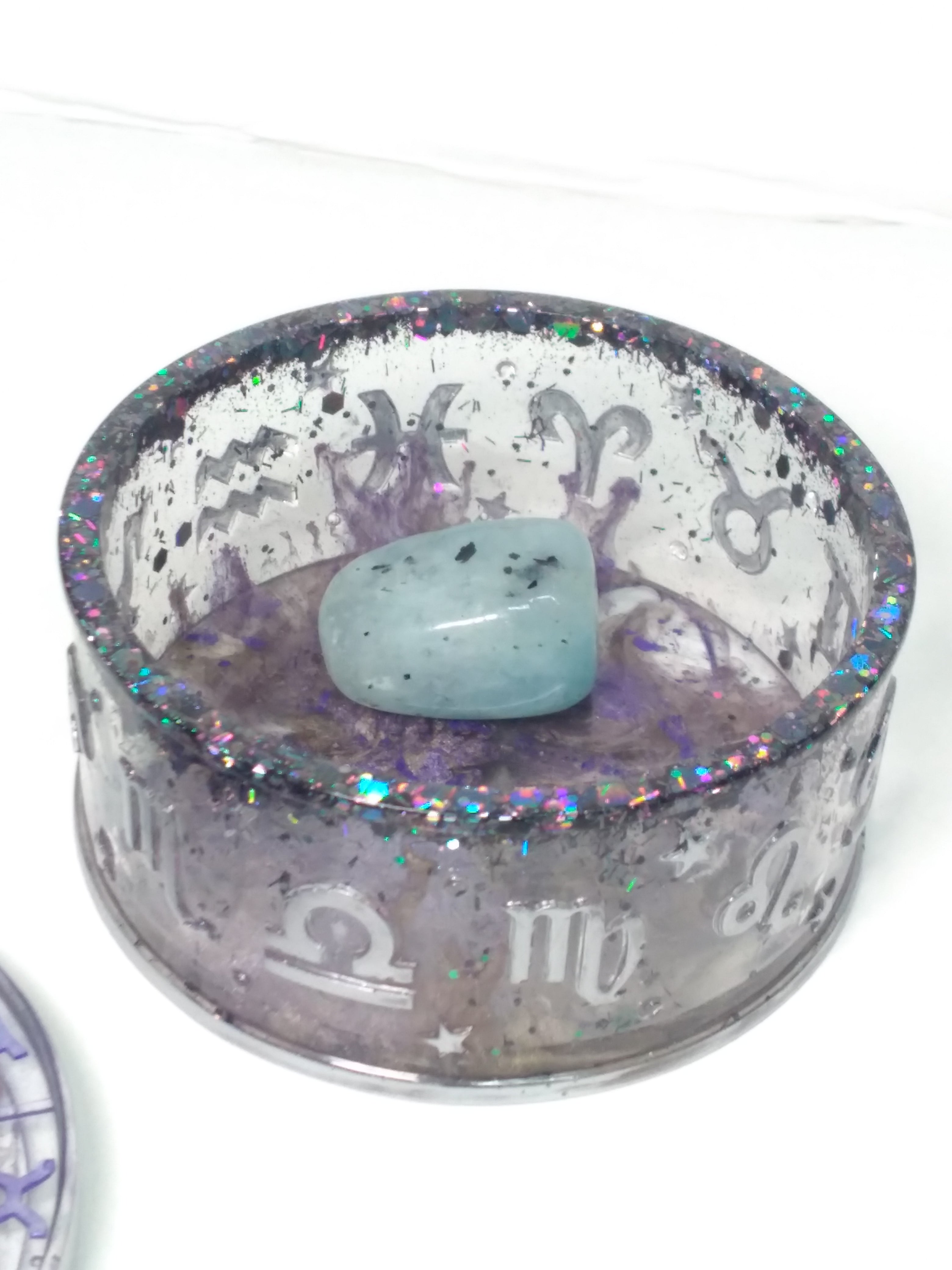 Zodiac round storage box purple